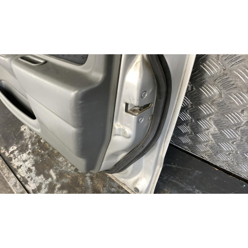 Porte avant droit SUZUKI ALTO 2 Photo n°4