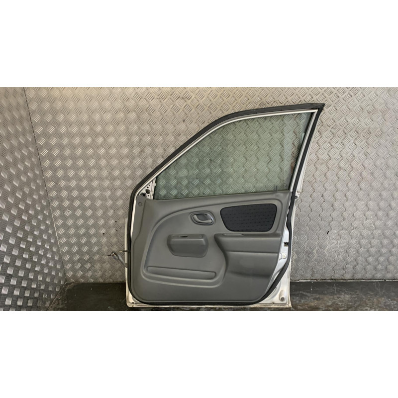 Porte avant droit SUZUKI ALTO 2 Photo n°5
