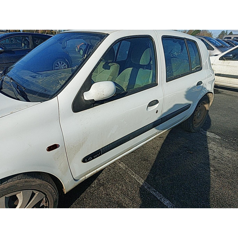 Malle/Hayon arriere RENAULT CLIO 2 Photo n°19