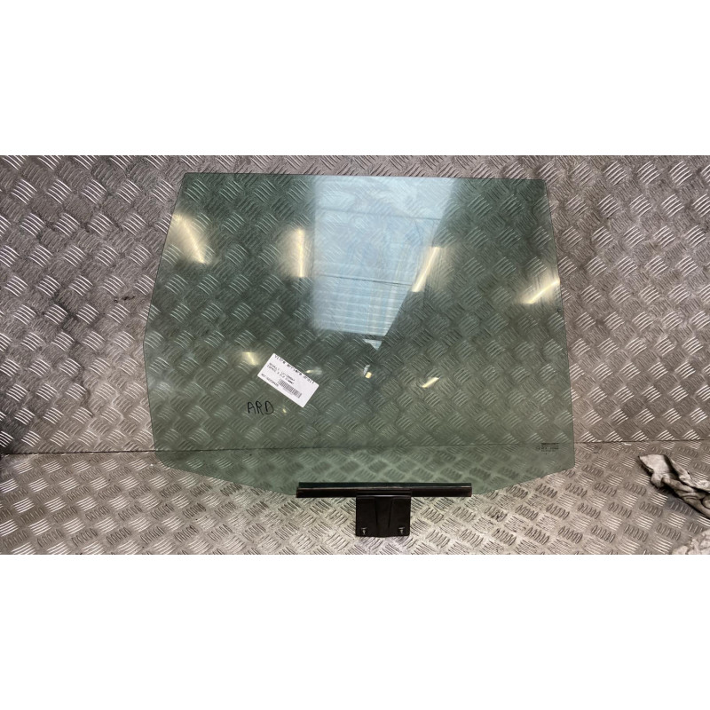 Vitre arriere droit RENAULT ESPACE 3 Photo n°1