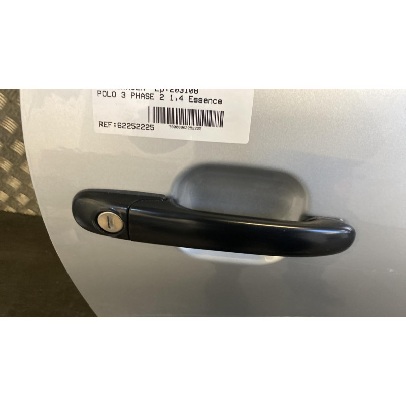 Porte avant droit VOLKSWAGEN POLO 3 Photo n°1
