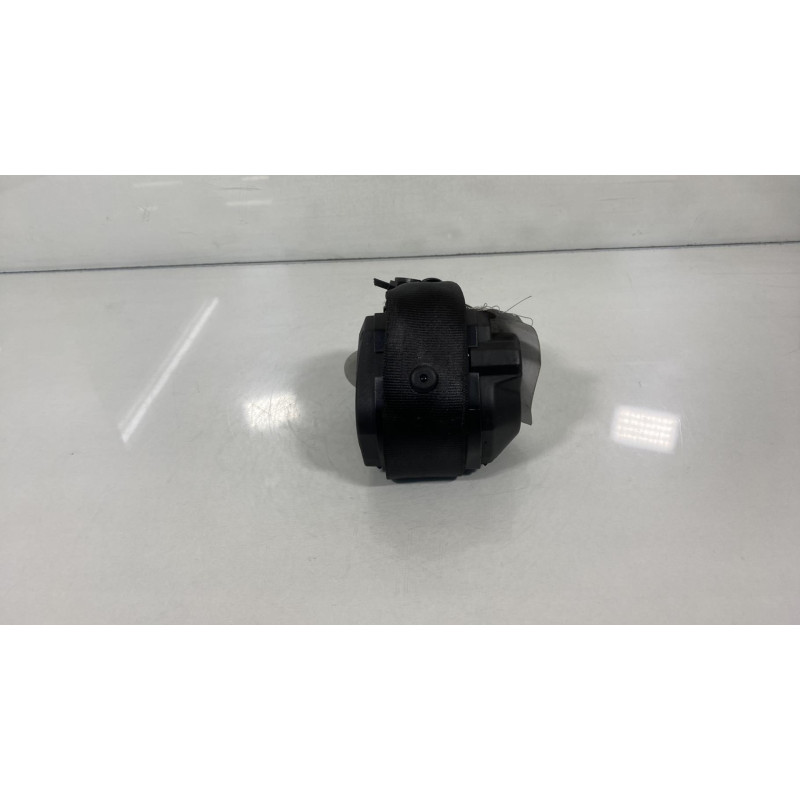 Ceinture arriere gauche VOLKSWAGEN POLO 3 Photo n°2
