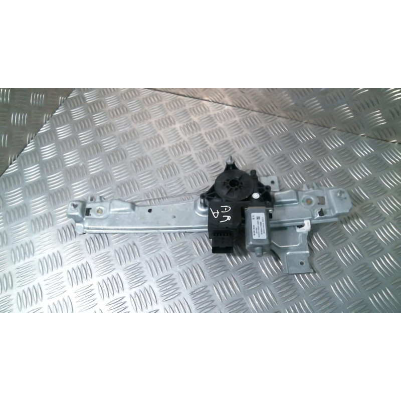 Leve vitre electrique arriere droit PEUGEOT 2008 1 Photo n°2
