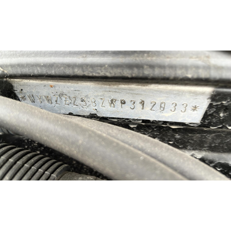 Porte avant gauche VOLKSWAGEN PASSAT 4 Photo n°7