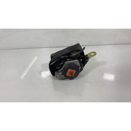 Pretensionneur de ceinture avant gauche VOLKSWAGEN PASSAT 4