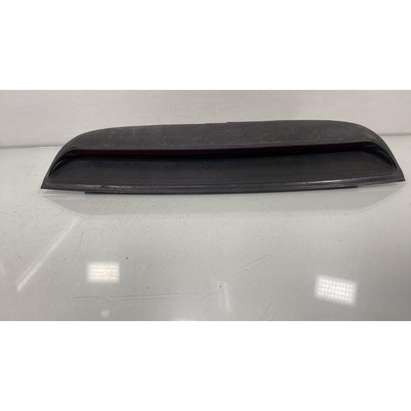 Feu arriere stop central VOLKSWAGEN PASSAT 4 Photo n°1