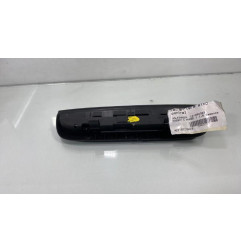 Feu arriere stop central VOLKSWAGEN PASSAT 4