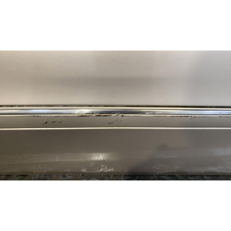 Porte avant droit MERCEDES CLASSE E 211 Photo n°1