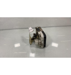 Serrure avant droit PEUGEOT 806