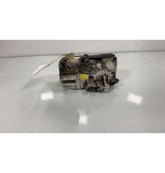 Serrure avant gauche PEUGEOT 806