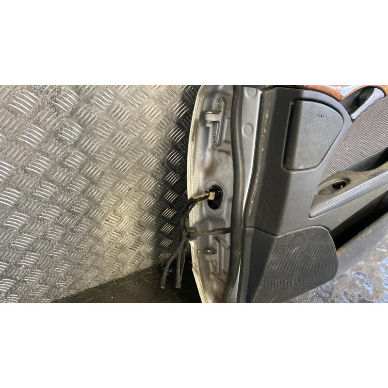 Porte arriere droit MERCEDES CLASSE E 211 Photo n°2