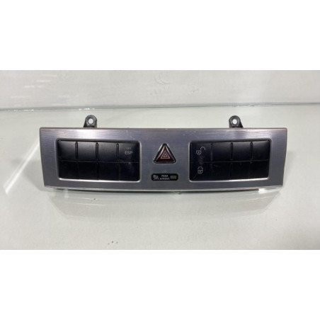 Bouton de warning MERCEDES CLASSE C 203 COUPE SPORT Photo n°1
