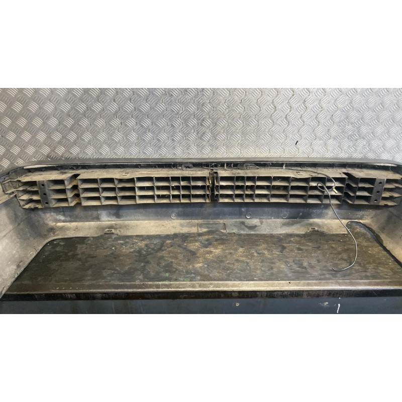 Pare choc arriere PEUGEOT 405 Photo n°6