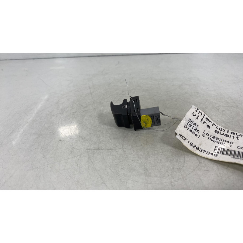 Interrupteur de leve vitre avant droit SEAT IBIZA 4 Photo n°2