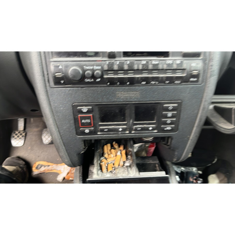 Custode arriere gauche AUDI A3 1 Photo n°11