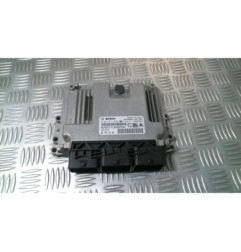 Calculateur moteur PEUGEOT 308 1