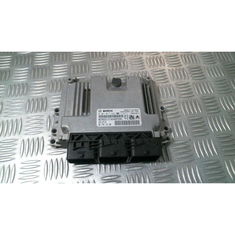 Calculateur moteur PEUGEOT 308 1 Photo n°2