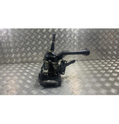 Pompe de direction PEUGEOT 308 1