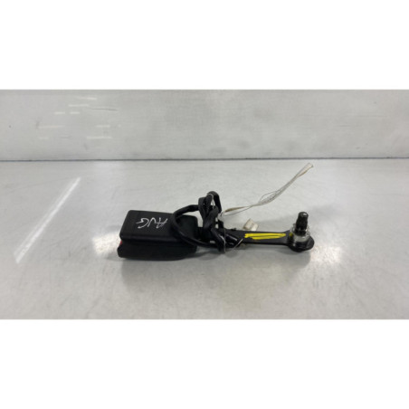 Attache ceinture avant gauche NISSAN MICRA 4