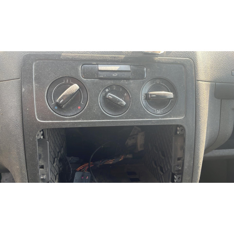 Trappe d'essence VOLKSWAGEN CADDY 3 Photo n°7