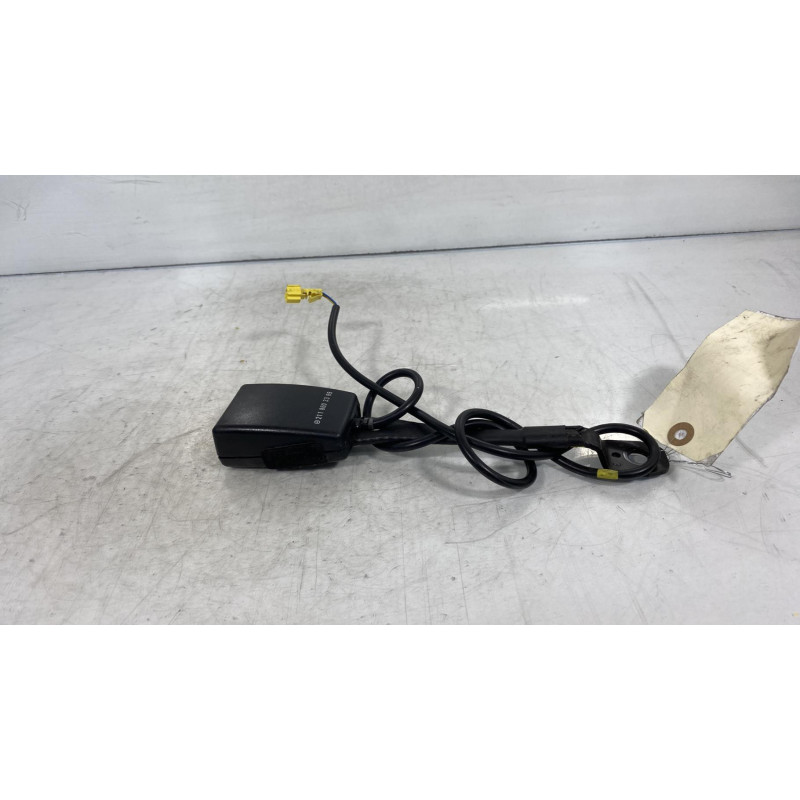 Attache ceinture avant droit MERCEDES CLASSE E 211 Photo n°1