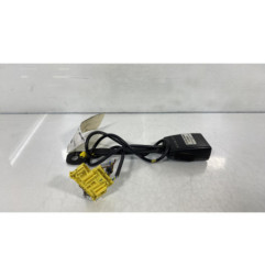 Attache ceinture avant gauche MERCEDES CLASSE E 211