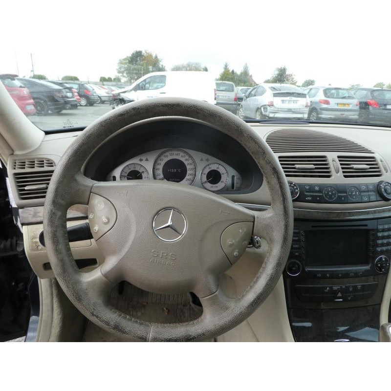 Traverse superieure MERCEDES CLASSE E 211 Photo n°8