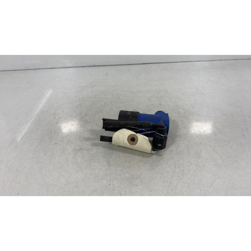 Pompe lave glace avant RENAULT CLIO 4 Photo n°2