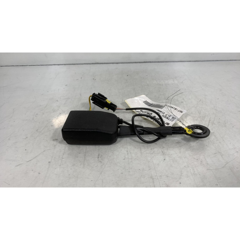 Attache ceinture arriere gauche CITROEN C6 Photo n°1