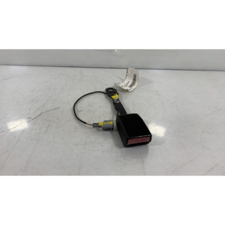 Attache ceinture avant droit CITROEN C6