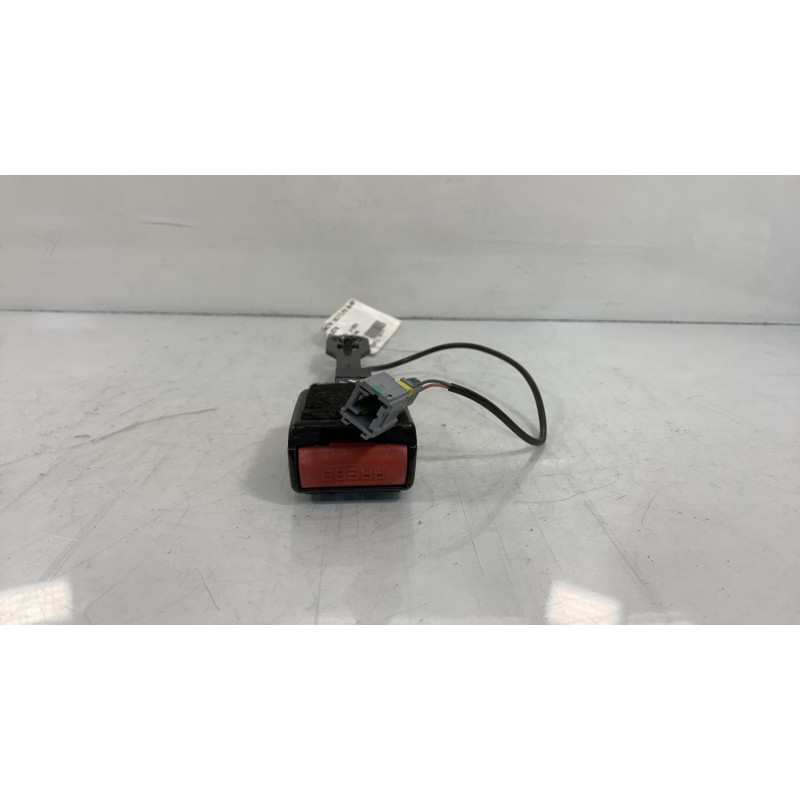 Attache ceinture avant gauche CITROEN C6 Photo n°2