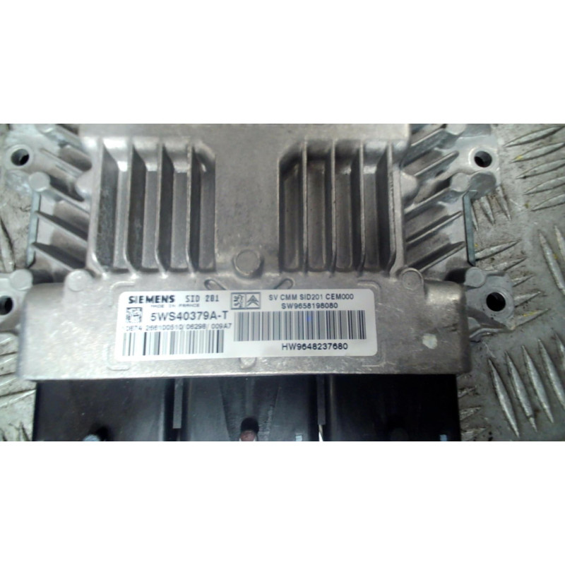 Calculateur moteur CITROEN C6 Photo n°2