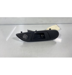 Poignee interieur avant droit FORD FIESTA 6