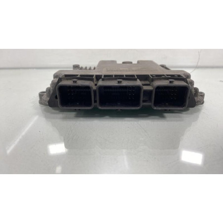 Calculateur moteur RENAULT SCENIC 2 Photo n°1