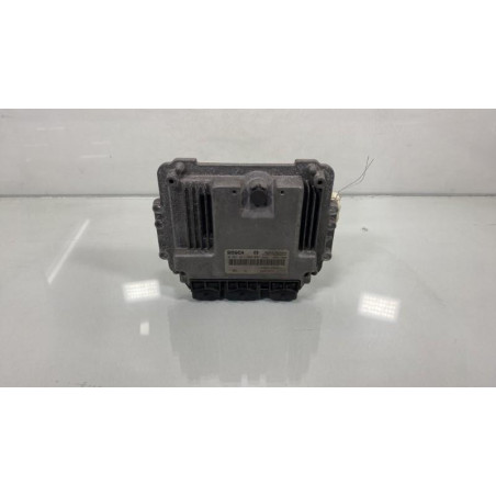Calculateur moteur RENAULT SCENIC 2