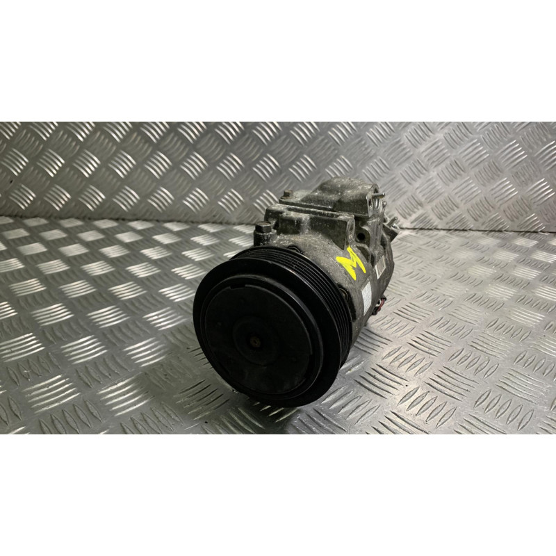 Compresseur clim VOLKSWAGEN POLO 4 Photo n°5