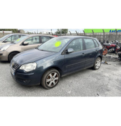Compresseur clim VOLKSWAGEN POLO 4