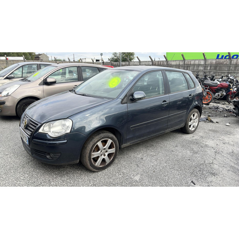 Compresseur clim VOLKSWAGEN POLO 4 Photo n°7