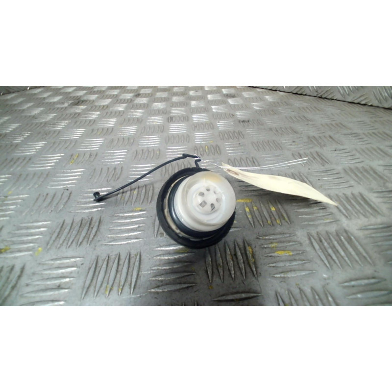 Bouchon de carburant TOYOTA YARIS 3 Photo n°1