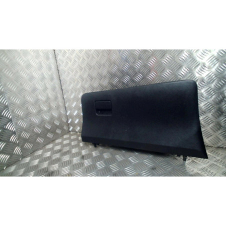 Boite a gants TOYOTA YARIS 3 Photo n°1