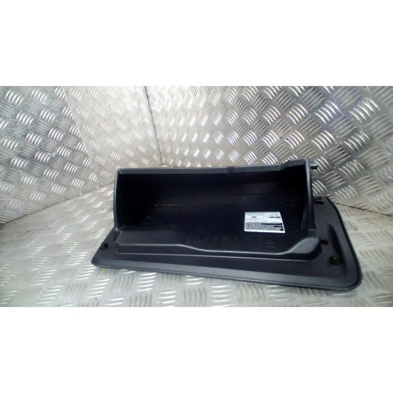 Boite a gants TOYOTA YARIS 3 Photo n°2