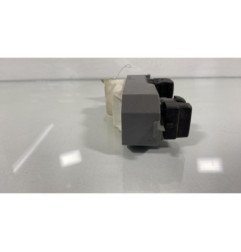 Interrupteur de leve vitre avant gauche TOYOTA YARIS 3