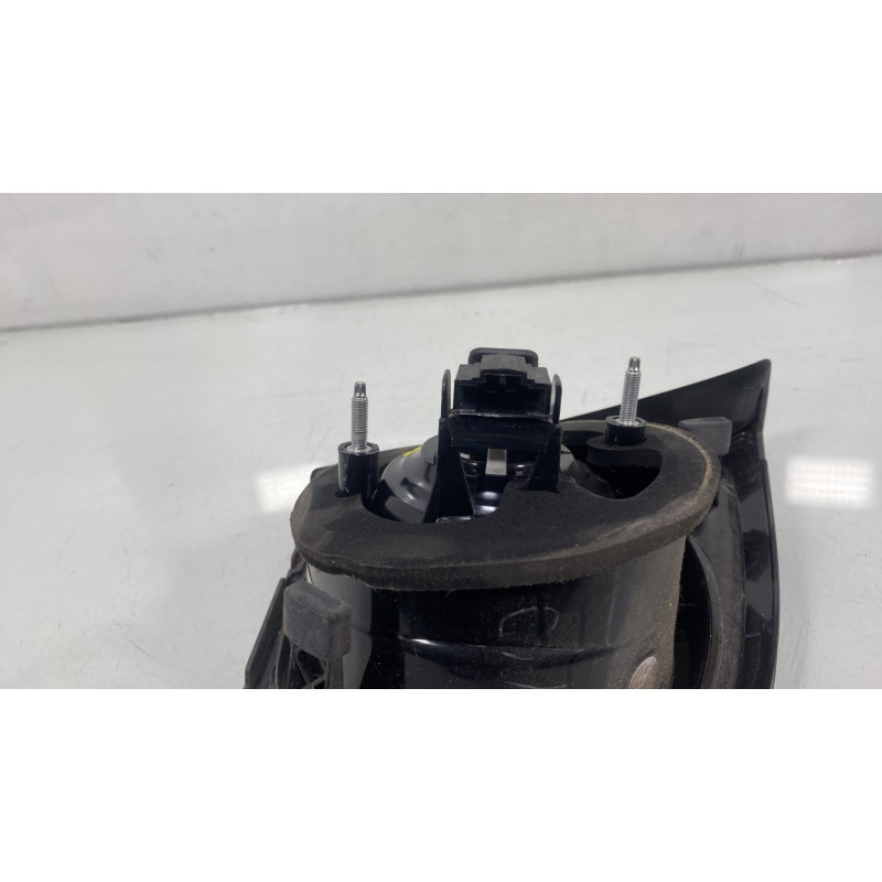 Feu arriere secondaire droit (feux) VOLKSWAGEN GOLF PLUS Photo n°3