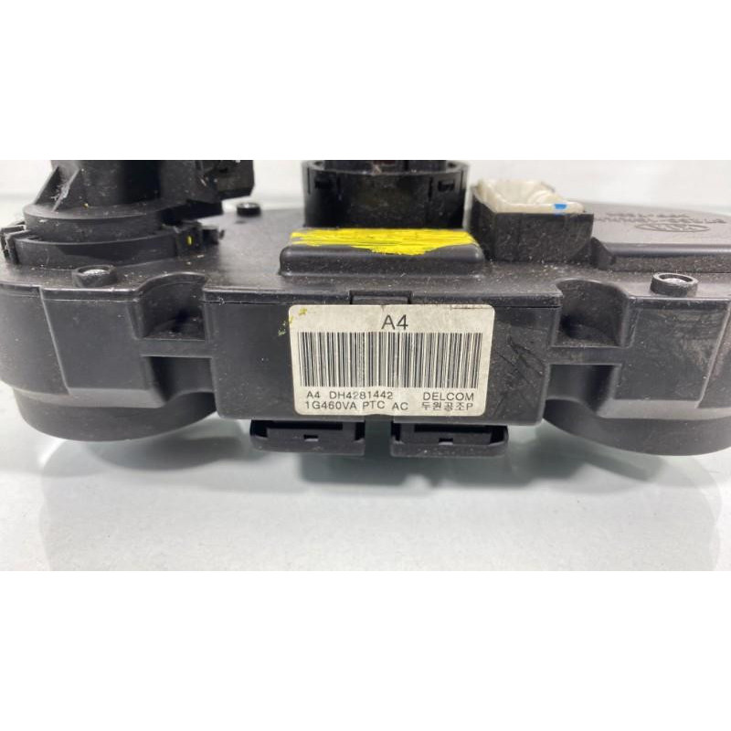 Commande chauffage KIA RIO 2 Photo n°1