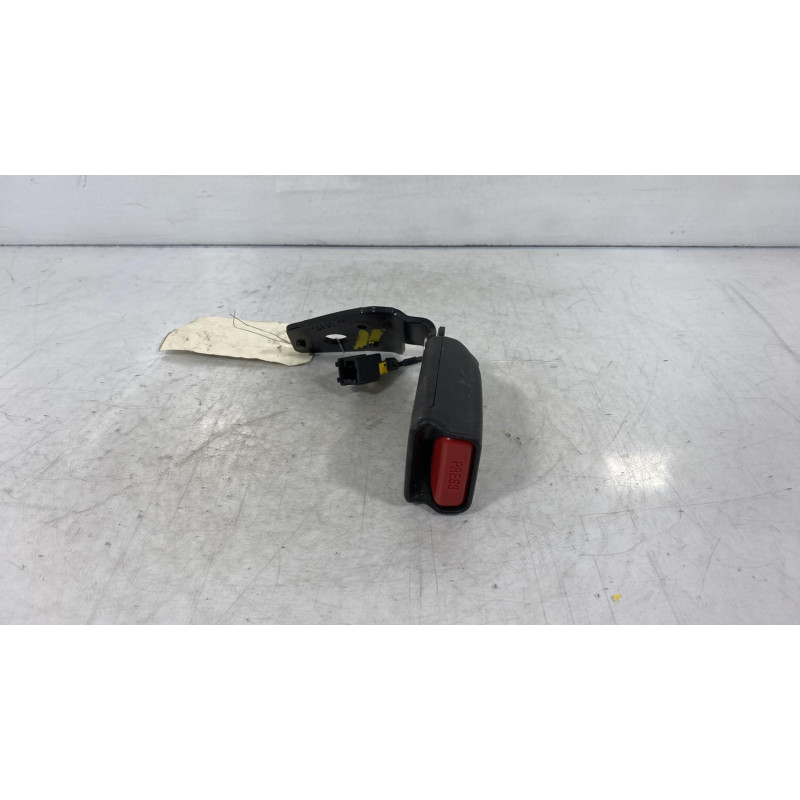 Attache ceinture arriere gauche CITROEN DS4 Photo n°1