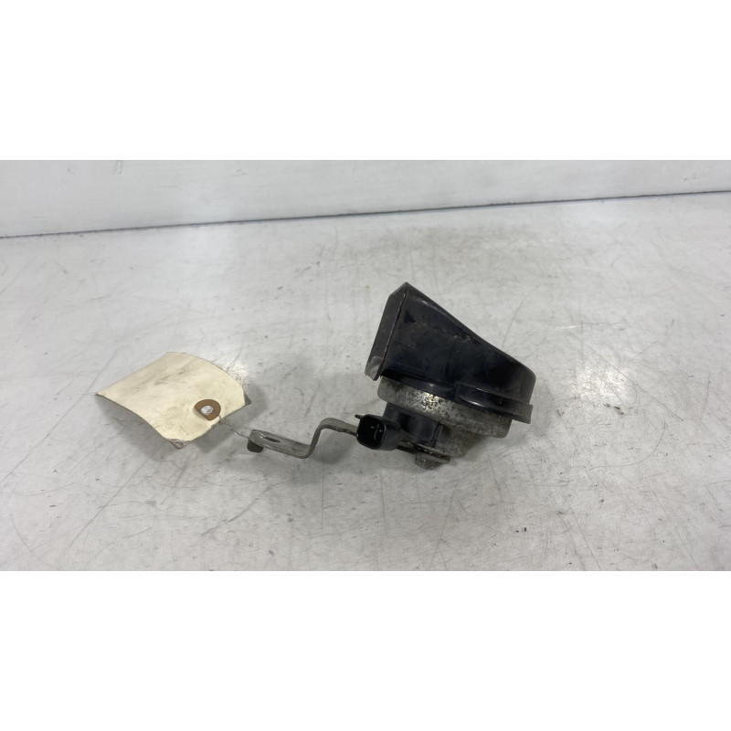 Avertisseur/Klaxon OPEL ASTRA J Photo n°3