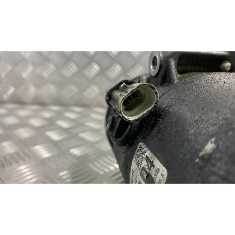 Compresseur clim OPEL ASTRA H Photo n°5