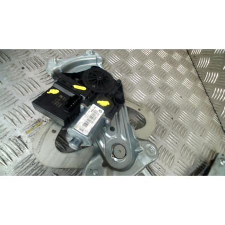 Leve vitre electrique arriere droit RENAULT SCENIC 3 Photo n°1