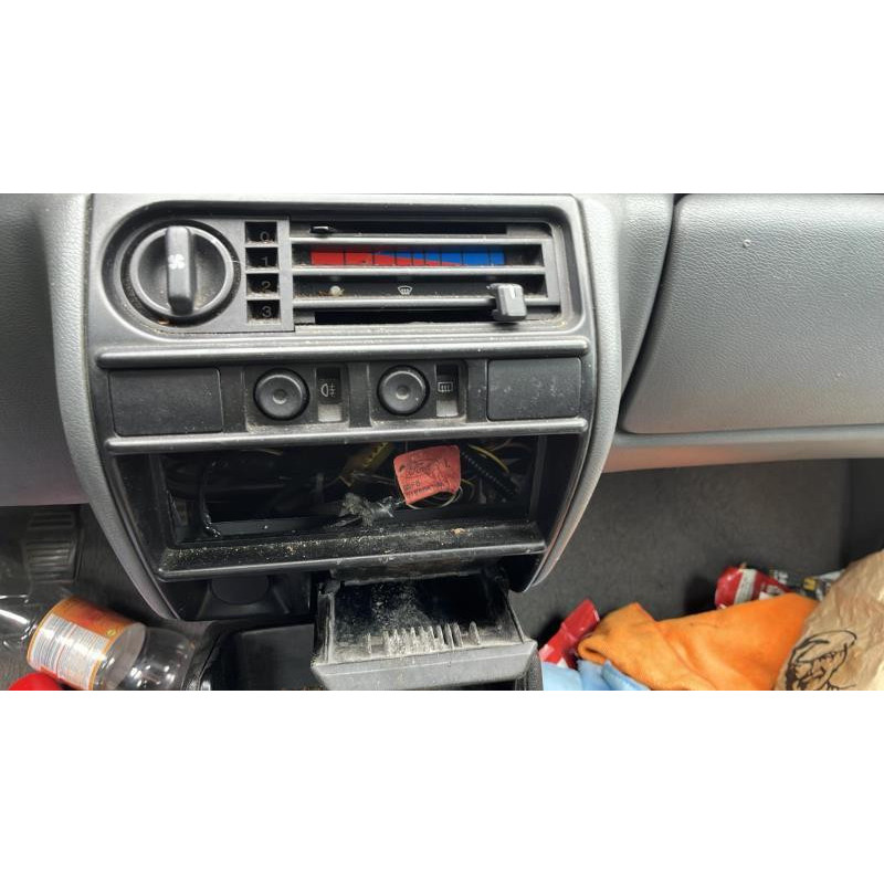Feu arriere principal droit (feux) FORD FIESTA 3 Photo n°4