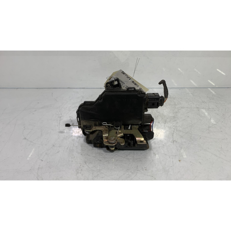 Serrure avant droit VOLKSWAGEN NEW BEETLE 1 Photo n°3